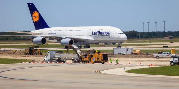  Lufthansa Innovates Aviation Demo With Augmented Reality - IoT ONE Case Study
